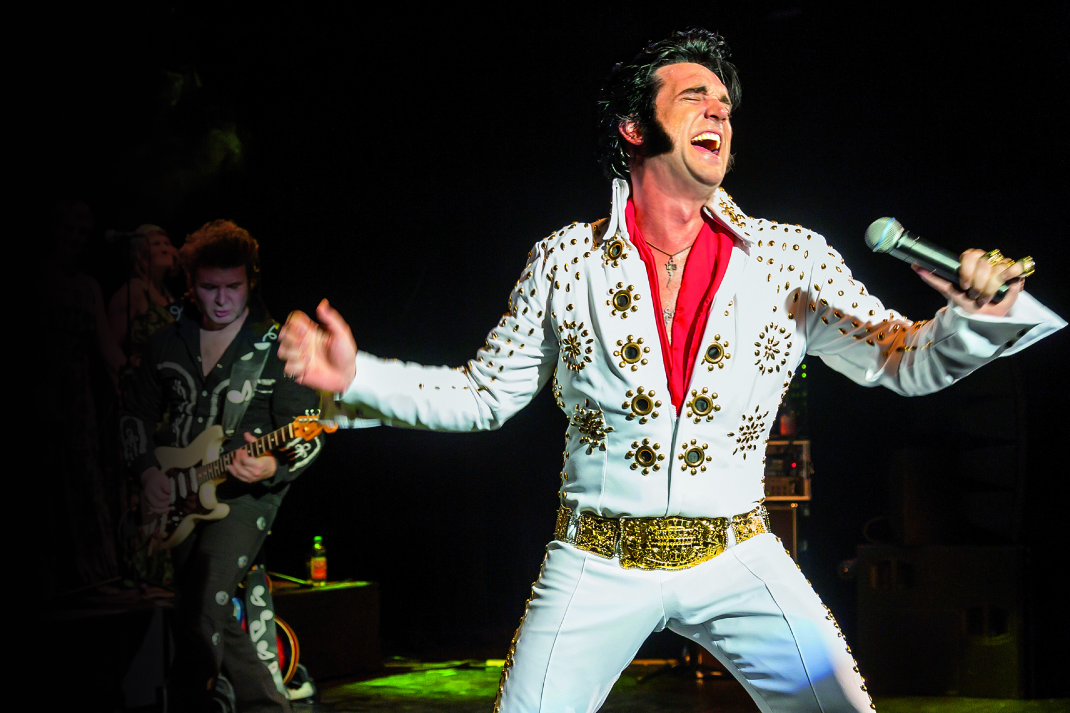 01_pressefoto_the_musical_story_of_elvis_live_2025_c_andreapelzjpg_1713346592.jpg