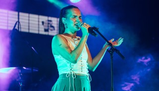 Sandra Hesch - Die neue Stimme des deutschsprachigen Pop